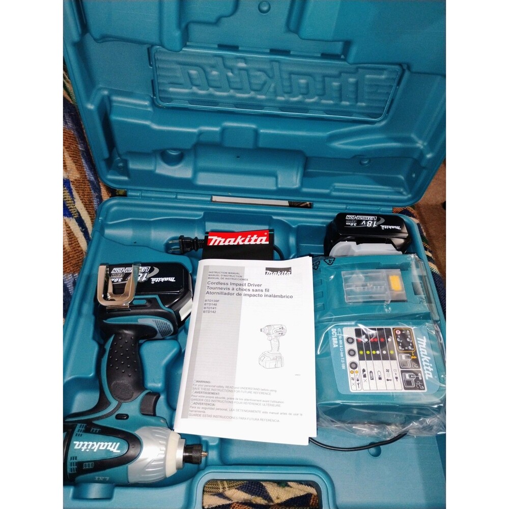 NEW Makita BTD142 18V LXT Lithium-Ion Impact Driver Kit Charger Case 2 Batteries